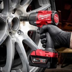 MILWAUKEE M18 FMTIW2F12-502X Kompakt Somun Sıkma  745 NM