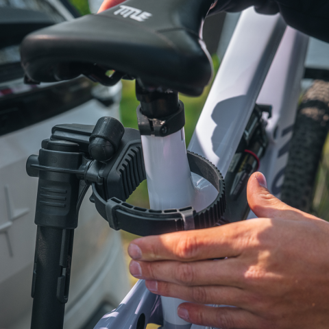 Thule VeloLite Çeki Demiri Üzeri Bisiklet Taşıyıcı 3 Lü