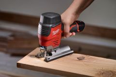 Milwaukee M12 JS-402C Akülü Dekupaj