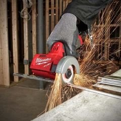 Milwaukee M12 FCOT-422X Akülü Multi-Materyal Kesim
