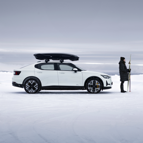 Thule Motion 3 L Low Portbagaj Parlak Siyah