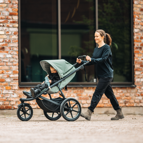 Thule Urban Glide 2 Bebek Arabası Alüminyum/Dark Shadow