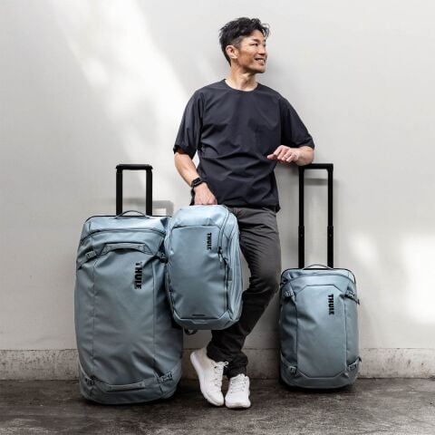 Thule Chasm Tekerlekli Spor Çantası 40LT Mavi