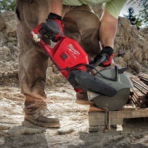 Milwaukee Akülü El Tipi Kesici M18 FCOS230-121