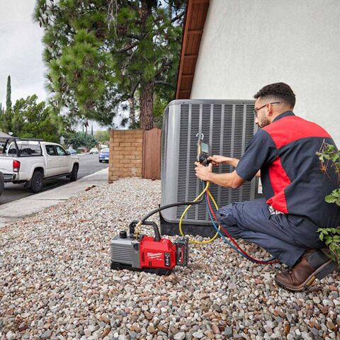 Milwaukee Klima Gazı Vakum Pompası M18 FVP5-0