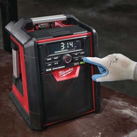 Milwaukee Akülü Bluetooth® Radyo/Şarj M18 RC-0