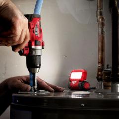 Milwaukee L4FFL-201 USB Magnetli Fener