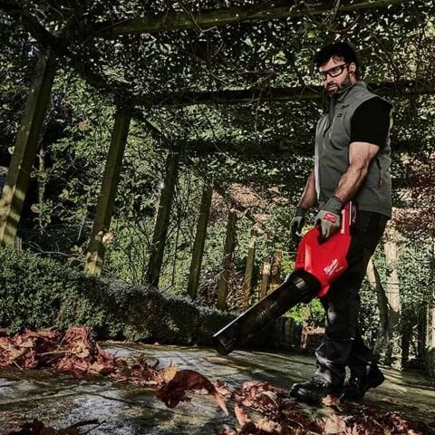 Milwaukee Akülü Üfleyici M18 FBLG3-0