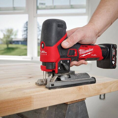 Milwaukee Akülü Kompakt Dekupaj Testere M12 FJS-422X