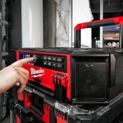 MILWAUKEE M18 PRCDAB-0 PACKOUT UYUMLU RADYO VE ŞARJ CİHAZI