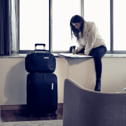 Thule Subterra El Bagajı 33 L Siyah