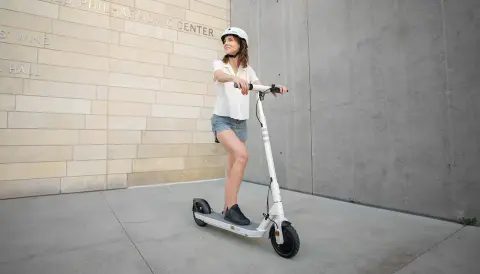 OKAI NEON Elektrikli Scooter