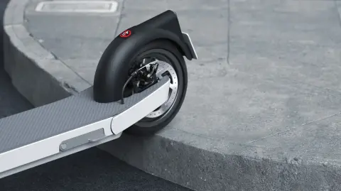 OKAI NEON Elektrikli Scooter